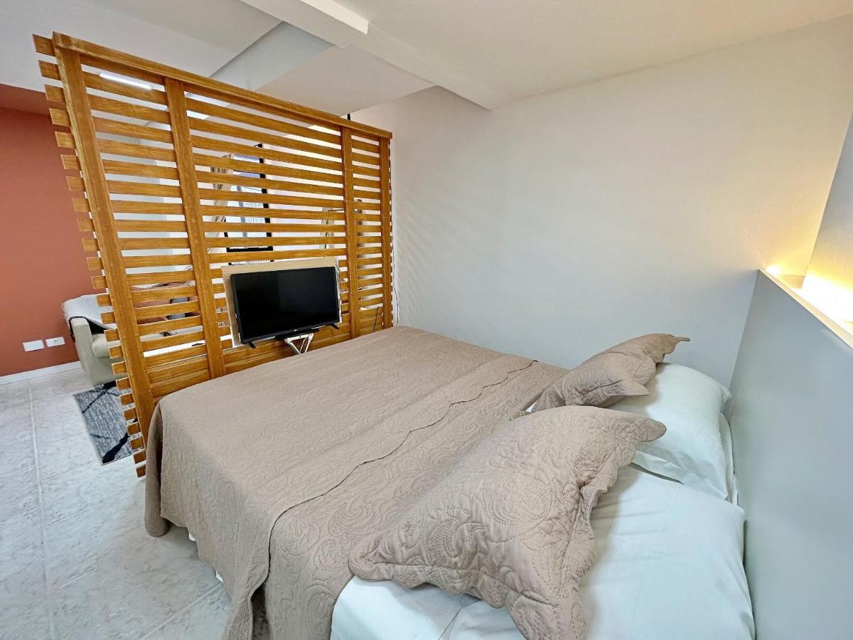 H02- Pratico E Moderno Em Otima Localizacao Florianopolis